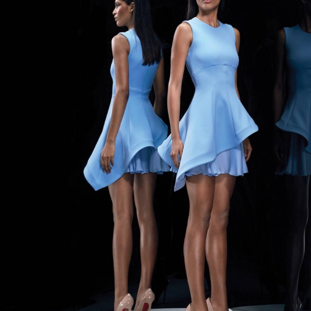 Cushnie et Ochs gorgeous baby blue dress